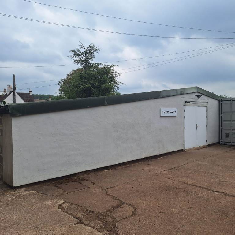 Unit Available for Storage and/or Workshop