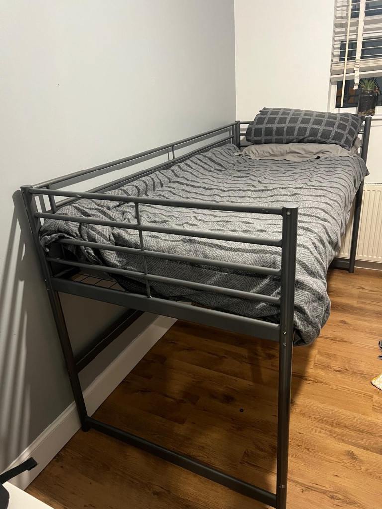 Metal Cabin Bed 