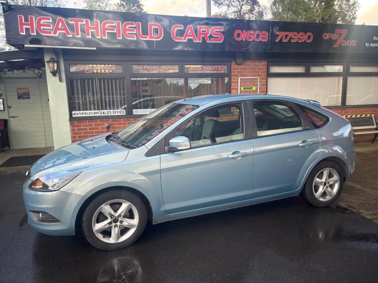 2010 Ford Focus 1.6 TDCi Zetec 5dr [110] [DPF] HATCHBACK Diesel Manual