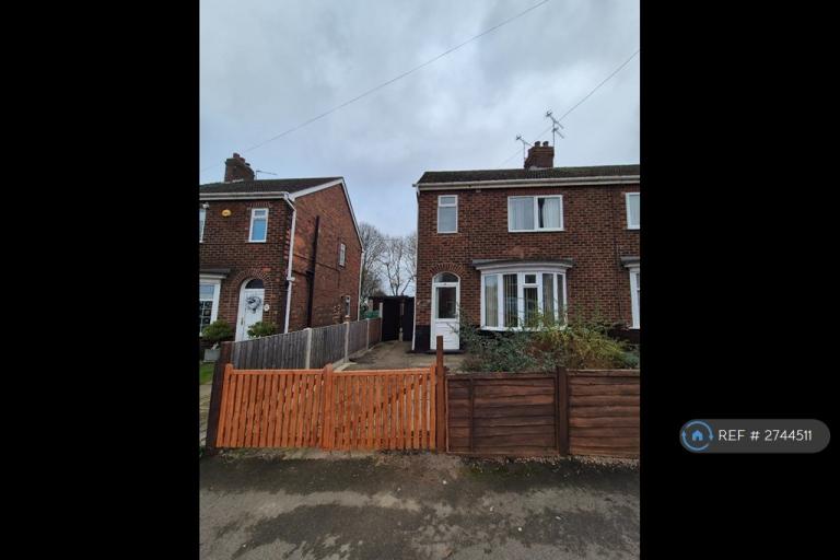 3 bedroom house in Warwick Road, Scunthorpe, DN16 (3 bed) (#2744511)