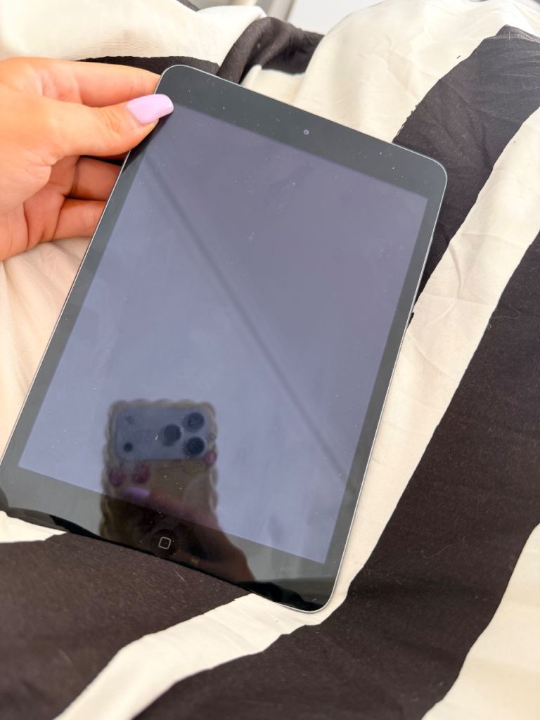 Apple iPad Mini 2 (64GB) – Space Grey, Good Condition