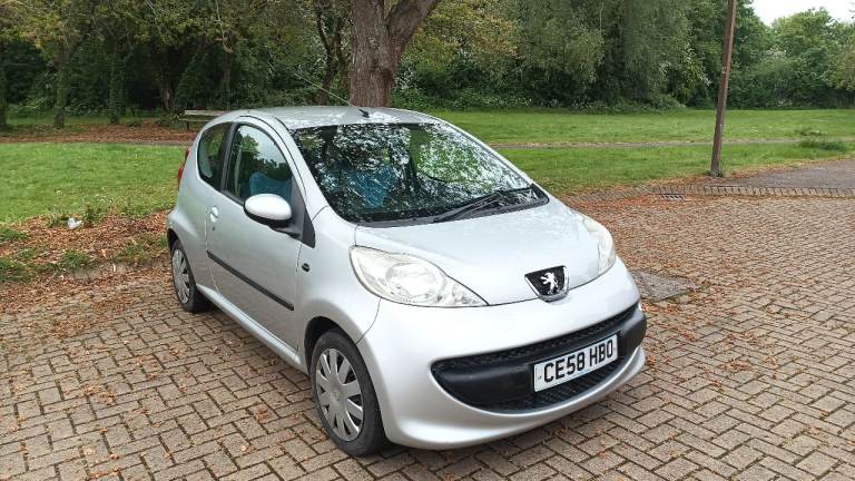 Peugeot 107 Urban Move 998cc, Manual 3 door, ULEZ compliant, Cheap Tax