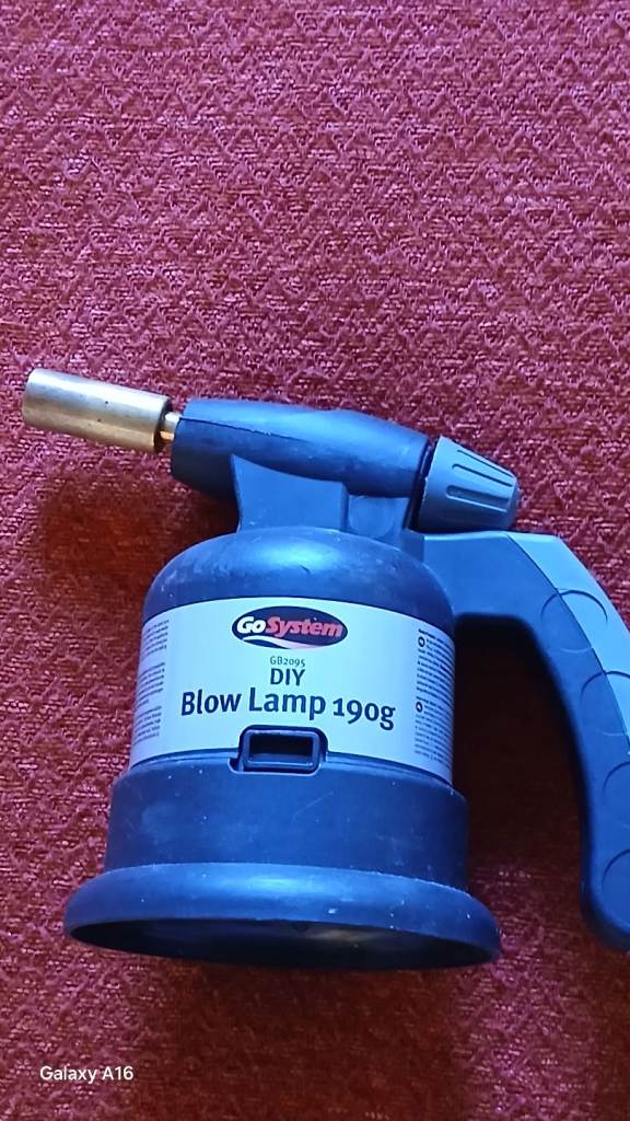 Gosystem Blow Torch With Full Cannister Of Butane