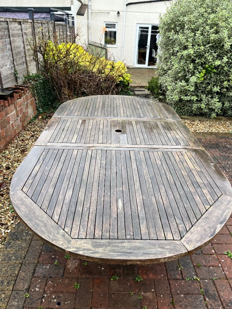 FREE garden table & chairs