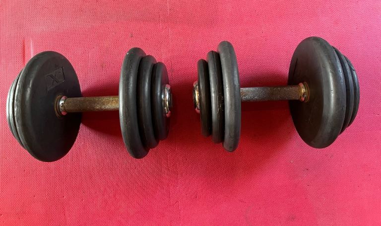 Pair of 20KG Dumbbells – prostyle commercial gym weights. Rubber covered iron Good Used Condition