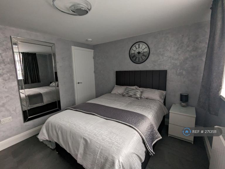 2 bedroom flat in Penylan, Cardiff, CF23 (2 bed) (#2713511)