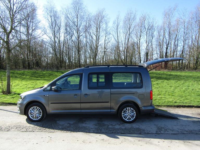 2017 Volkswagen Caddy Maxi Life 2.0 TDI *Vat Q* WHEELCHAIR ACCESSIBLE VEHICLE WAV MPV Diesel Manual