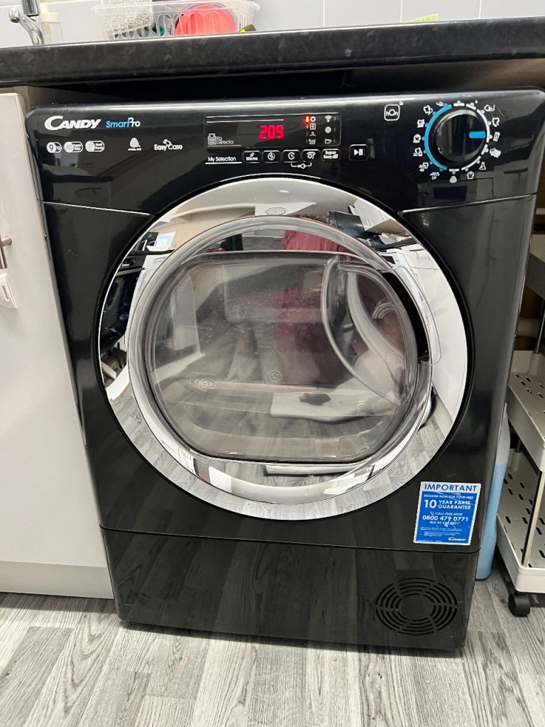 Heat pump tumble dryer 