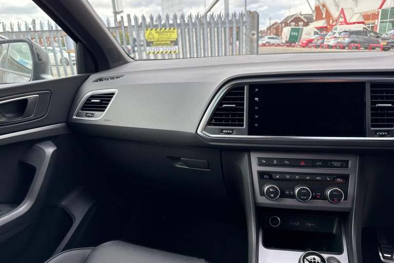 2025 SEAT Ateca 1.5 TSI EVO FR Black Edition Euro 6 (s/s) 5dr SUV PETROL Manual