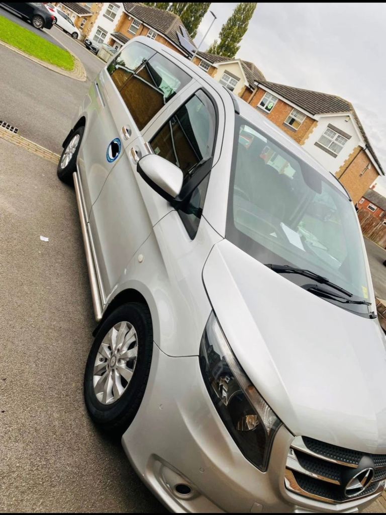 Mercedes vito 9 seater Automatic 