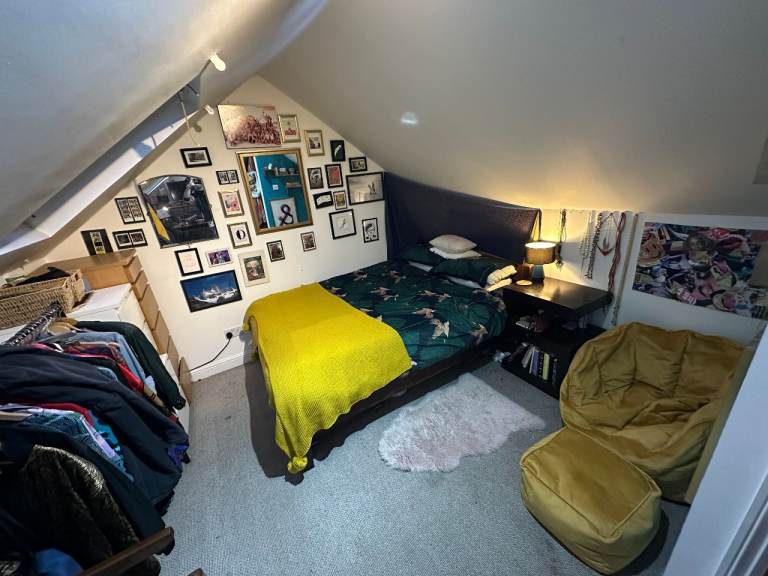 1 Month Room Sublet January - 950 inc bills - Harringay House Share