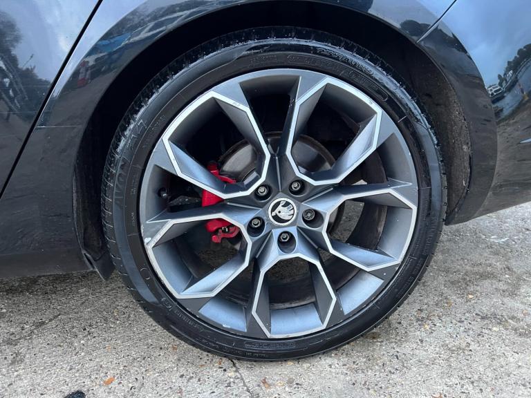 2016 Skoda Octavia 2.0 TSI vRS 5dr HATCHBACK Petrol Manual