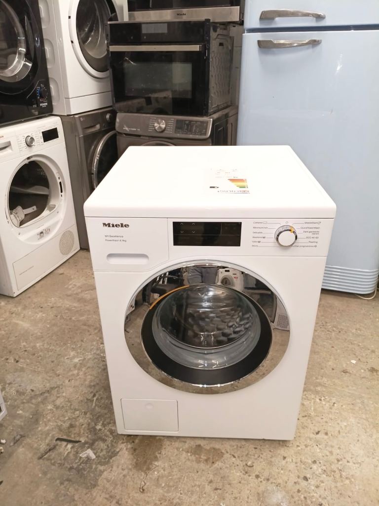 Miele 9Kg washing machine chrome door like brand new 