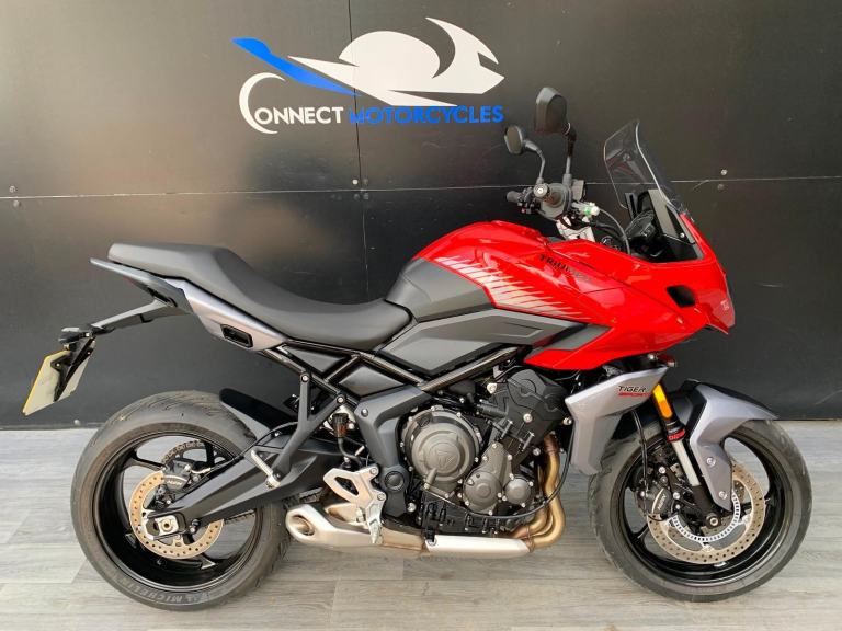 TRIUMPH TIGER 660 SPORT 2022 VERY LOW MILEAGE 1 OWNER