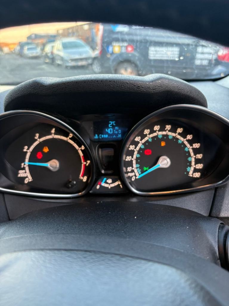 FORD FIESTA 1.0 T EcoBoost Titanium X 2015