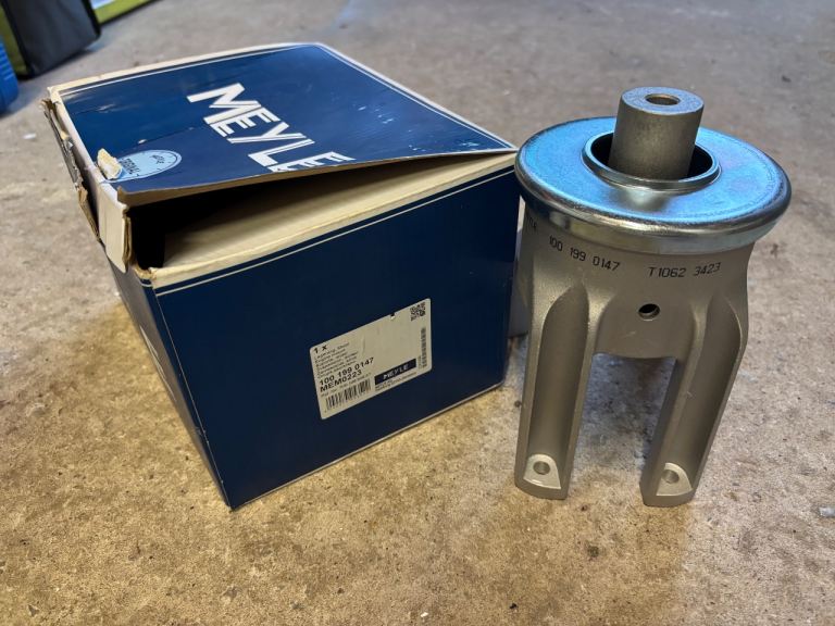 Mayle vw t5 engine mount 