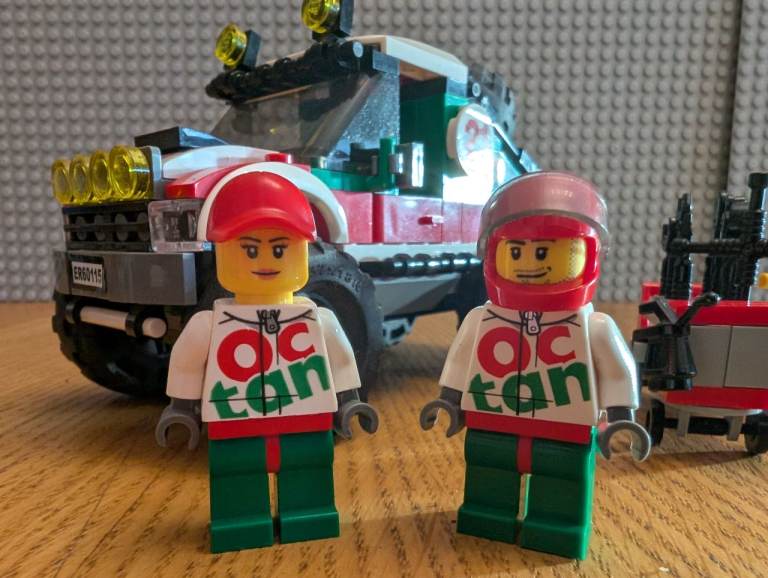 Lego City 60115. 4 x 4 Off Roader. Complete, no box or instructions 