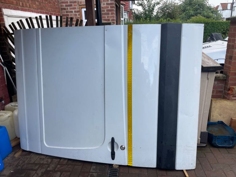 Sprinter crafter side sliding door