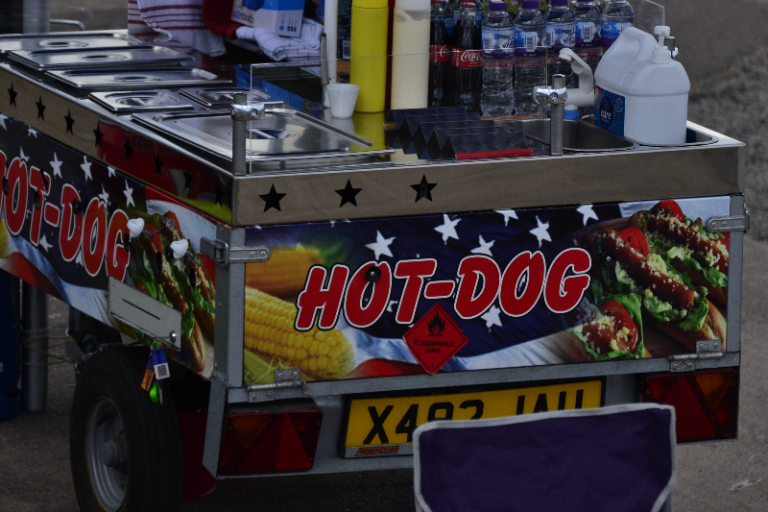 Hot Dog Catering Trailer – Fully Equipped, Ready to Go