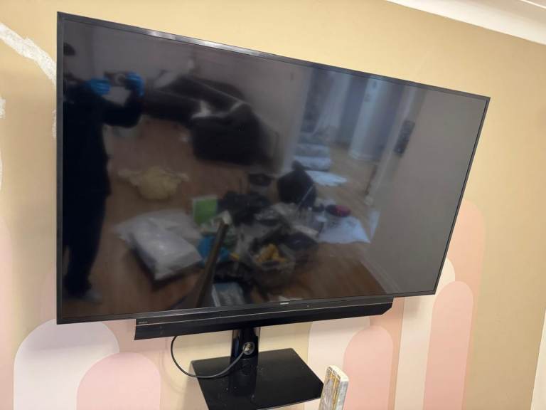 Samsung 65” 4K Smart TV – Excellent Condition. Optional Sony soundbar/subwoofer