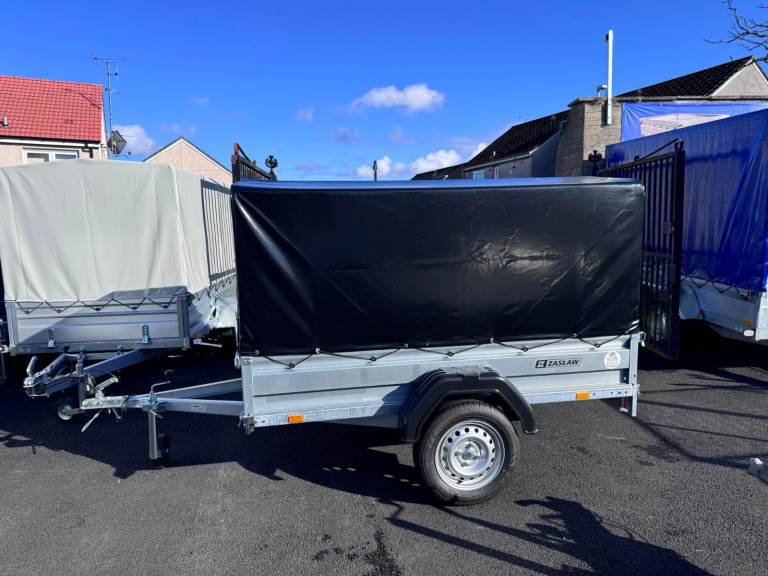BRAND NEW ZASLAW 7FT X 4FT SINGLE AXLE TRAILER WITH FRAME AND COVER 750KG