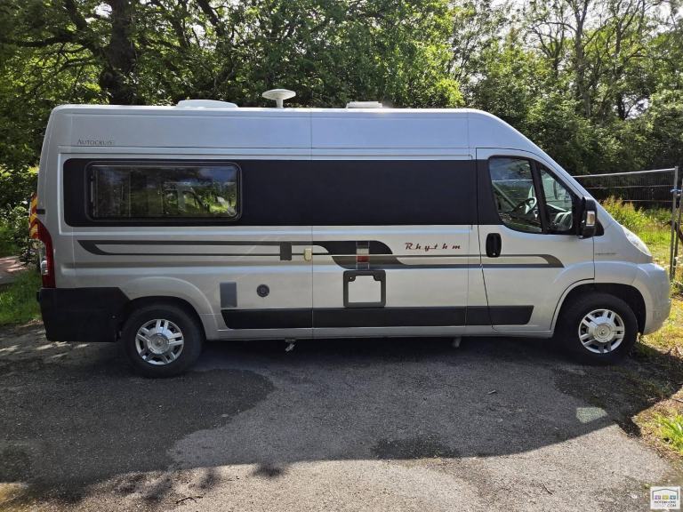 2009 AUTOCRUISE RHYTHM  2-BERTH - 2-BELT - LOW MILES - HABCHECK