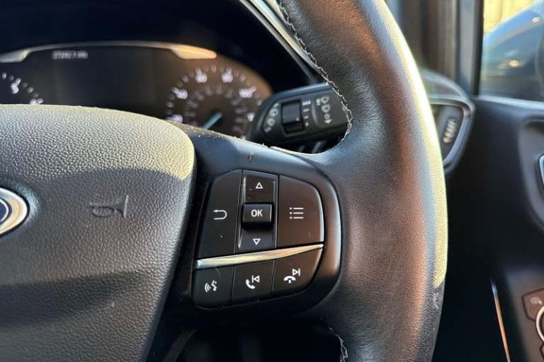 2019 Ford Fiesta 1.0 EcoBoost Titanium 5dr- With Satellite Navigation Manual Hatchback Petrol Manual