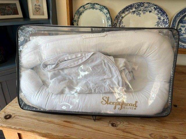 Sleepyhead 0-8 months Baby Pod – White, Good Condition