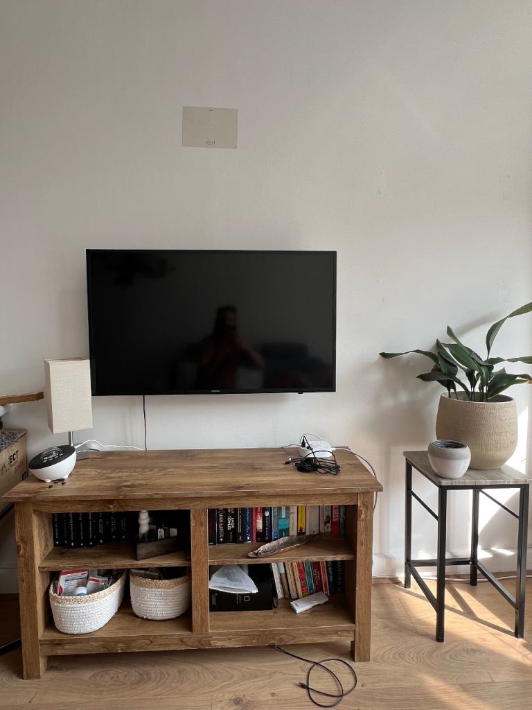 Wooden TV Unit / Coffee Table at W12 – Good Condition