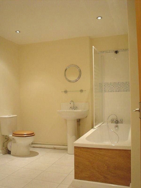 1 bedroom flat in 15 Ely Road, Cardiff, CF5 Book Online - The Rent Guru {50}