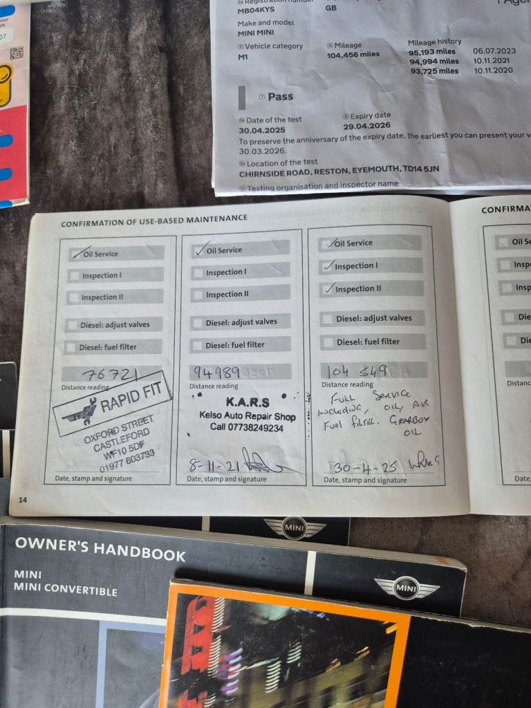 Mini, CONVERTIBLE, Convertible, 2004, Manual, 1598 (cc), 2 doors