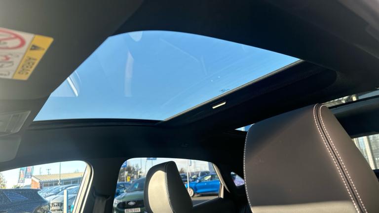 2023 Ford Puma 1.0 EcoBoost Hybrid mHEV ST-Line Vignale 5dr Petrol Hatchback Hatchback Petrol Manual