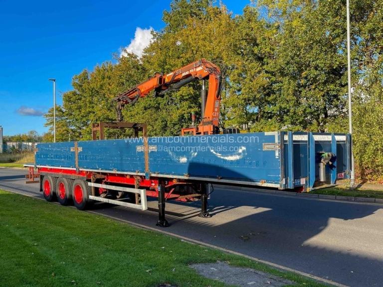 SDC CRANE MOUNTED DROPSIDE FLATBED BRICK GRAB