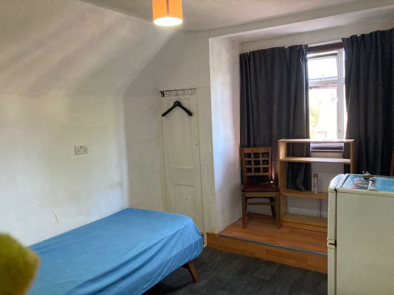 Single bedroom including all bills 
