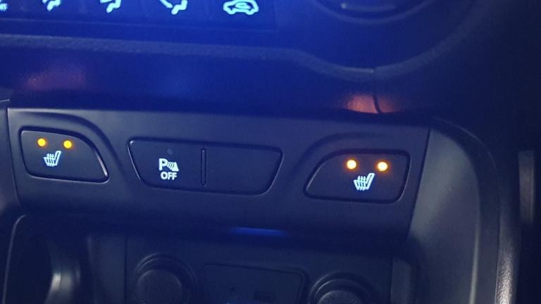 HYUNDAI IX35* 1.7 Crdi * 2wd* DIESEL*26,000 MILES* 1 OWNER* FULL S/HISTORY 