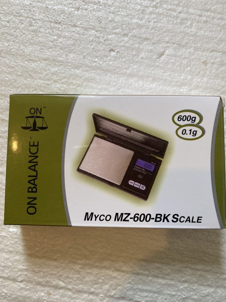 Myco MZ _ 600 _ BK scale on balance . 