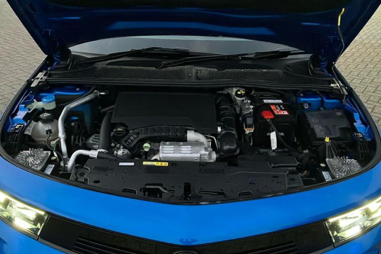  Vauxhall Astra Sports 1.2 Turbo Ultimate Sports Tourer 5dr Petrol Auto Euro 6