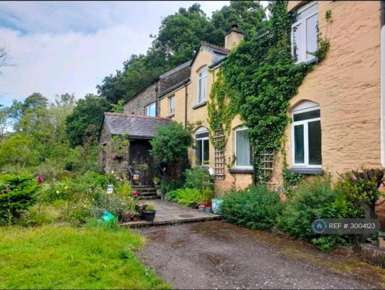 1 bedroom in Blackawton, Totnes, TQ9 (#3004123)