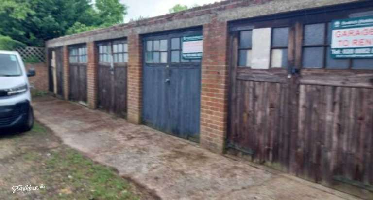Garage to rent in Wallington (SM6) | Stashbee