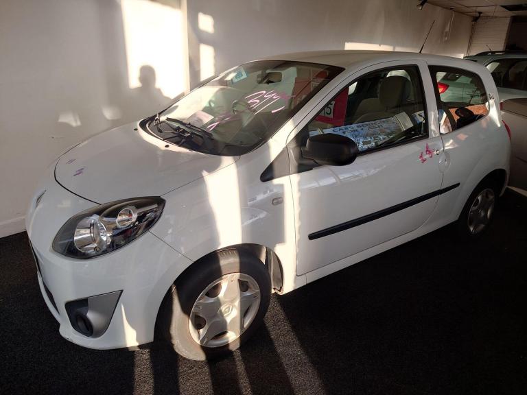 2011 Renault Twingo 1.2 16V Pzaz Euro 5 3dr HATCHBACK Petrol Manual