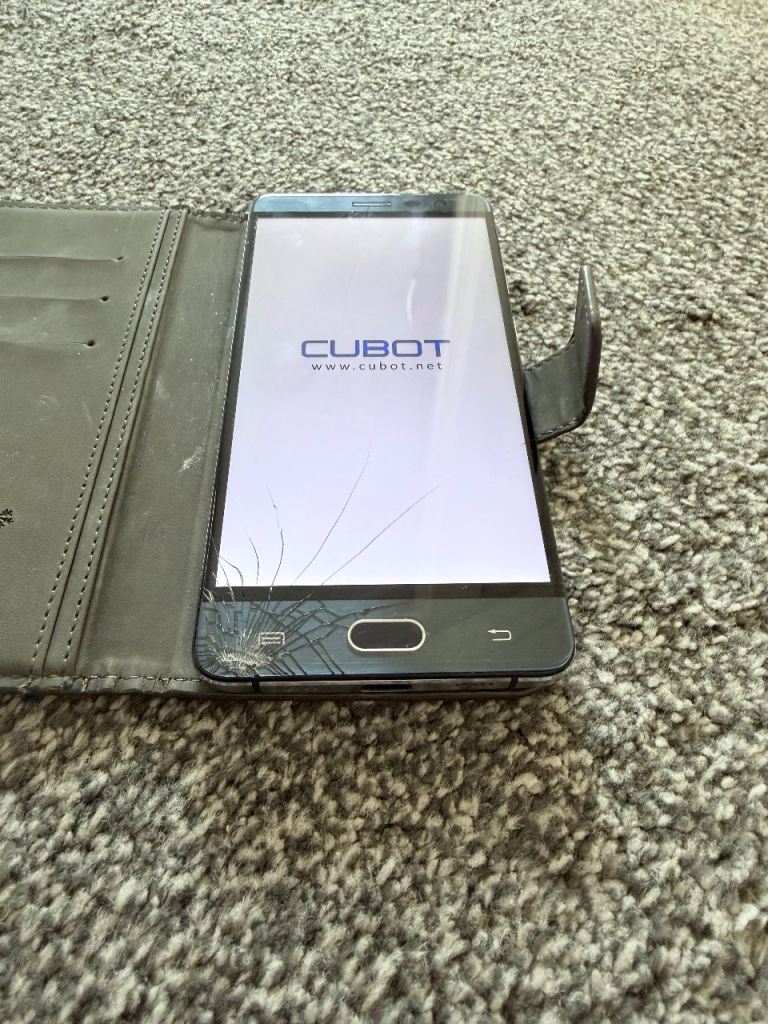 Cubot android mobile used cracked screen 