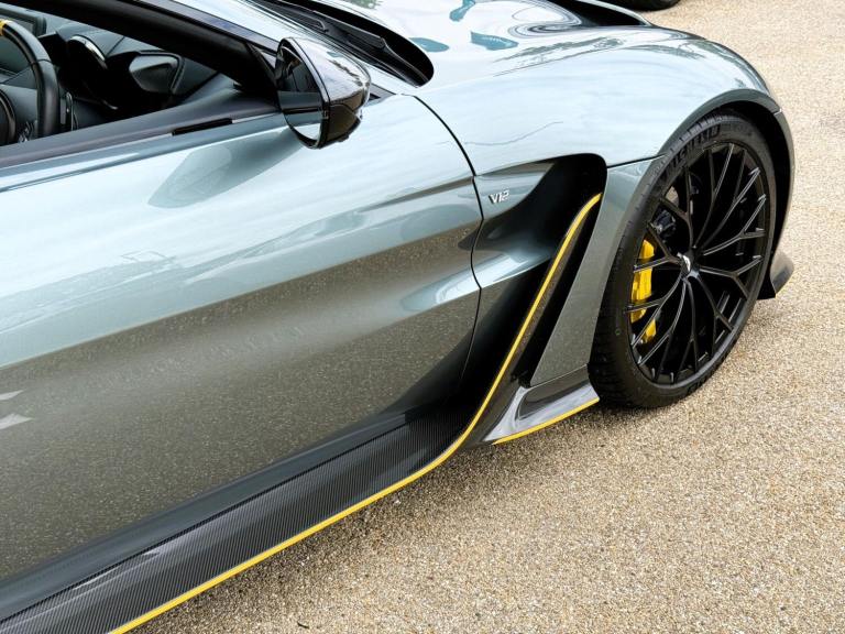 2023 Aston Martin Vantage 5.2 V12 BiTurbo Roadster 2dr Petrol Auto Euro 6 (s/s) (700 ps) CONVERTI...
