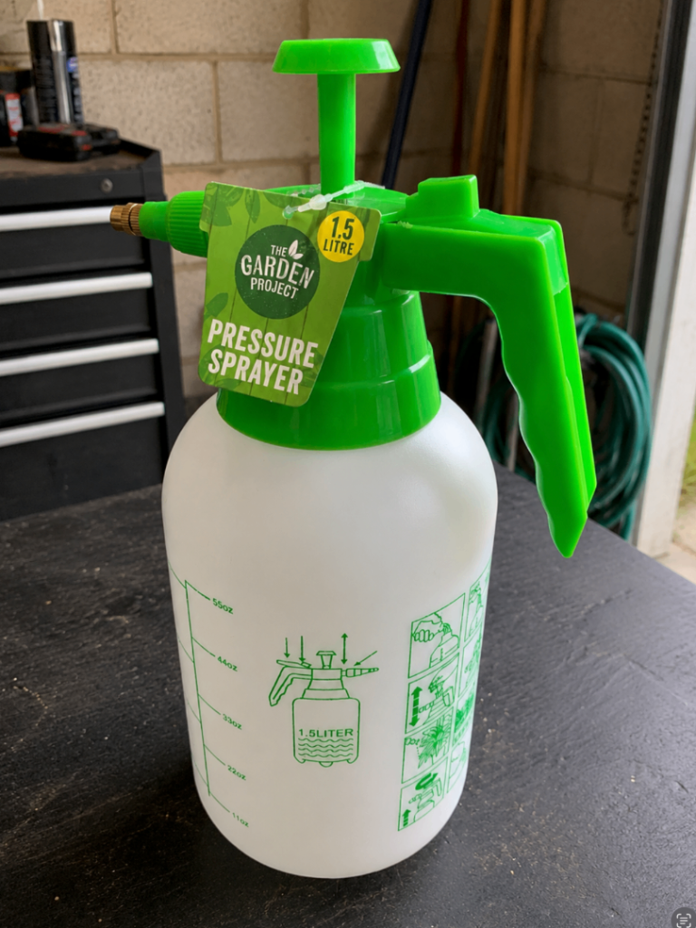 NEW - 1.5 Water Pressure sprayer