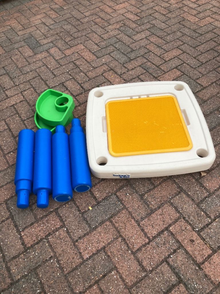 Today’s Kids' Outdoor Play Table