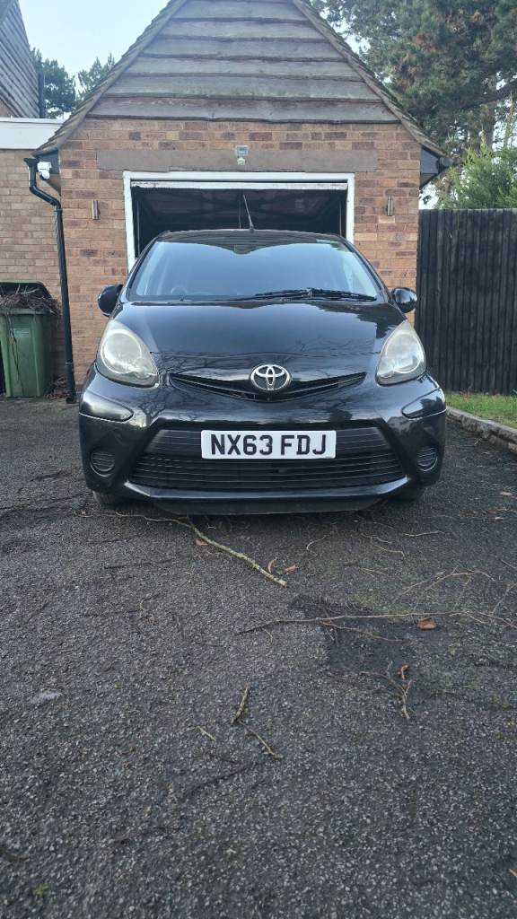 Toyota, AYGO, Hatchback, 2013, Manual, 998 (cc), 5 doors
