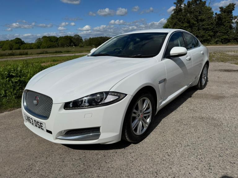 2013 Jaguar XF 2.2d [163] Luxury 4dr Auto SALOON Diesel Automatic