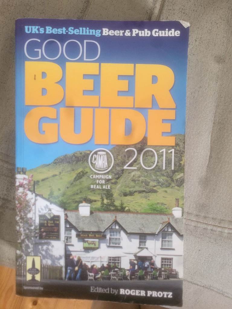 CAMRA Good Beer Guide 2011 Roger Protz Paperback Book Preloved