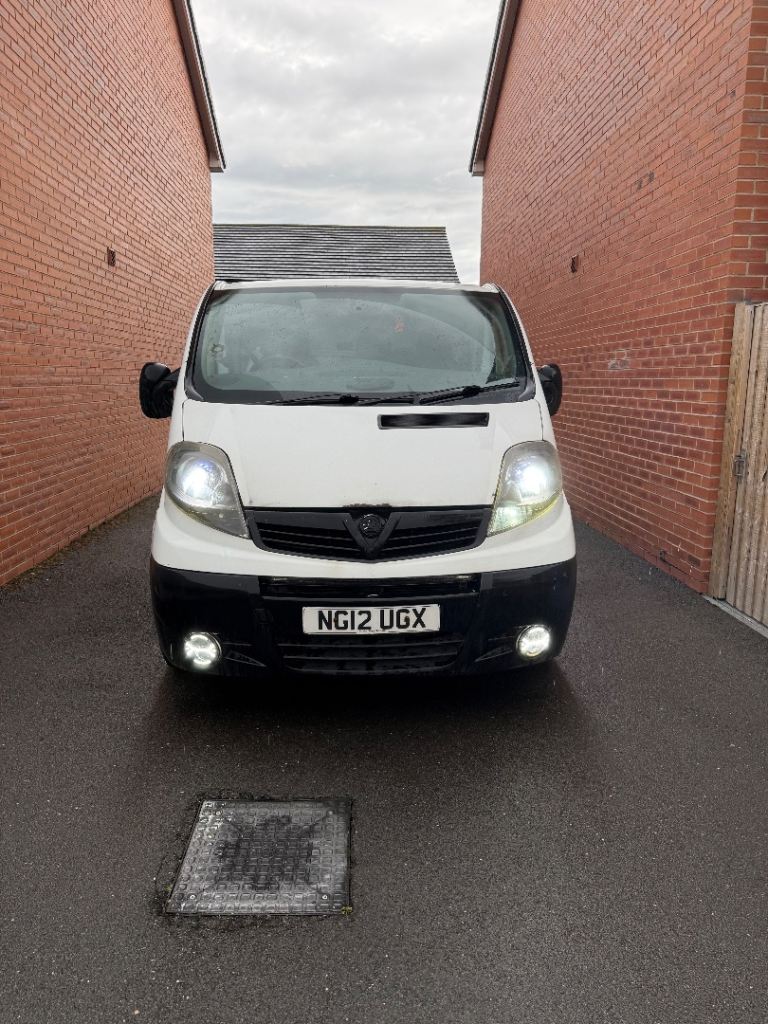 Vauxhall, VIVARO, Panel Van, 2012, Manual, 1995 (cc)