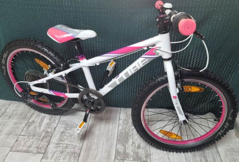 Cube bike 20"wheels