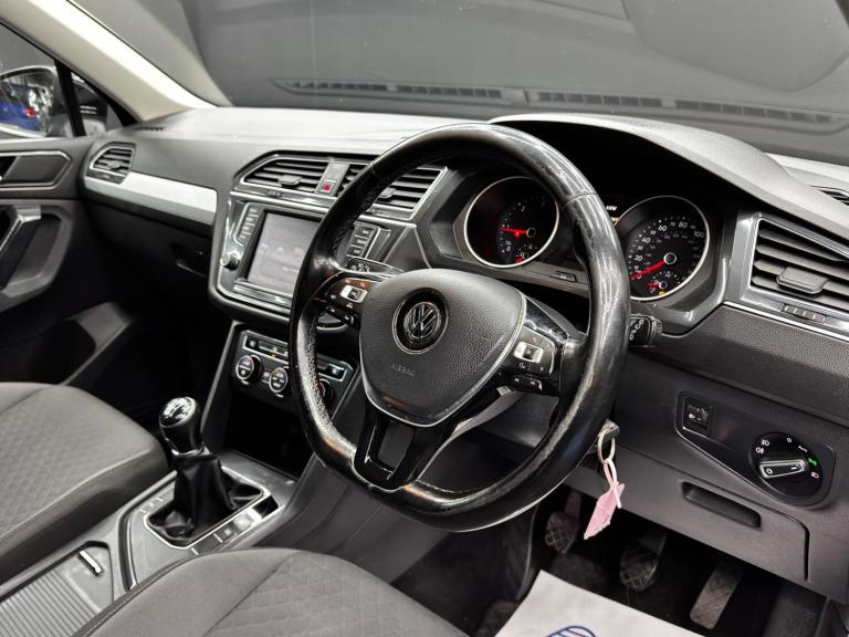 2016 Volkswagen Tiguan 2.0 TDi 150 SE Nav 5dr ESTATE DIESEL Manual